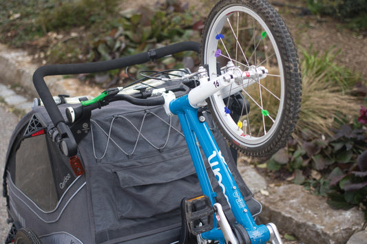 Kinderfahrrad am Thule Chariot transportieren: Laufrad, Woom & Puky einfach mitnehmen
